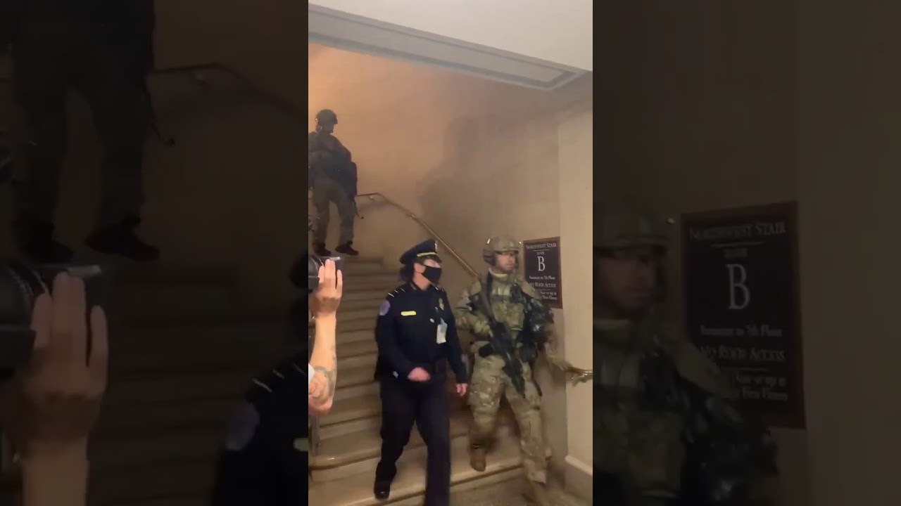 👮🏻‍♂️🇺🇸 # 9 Special forces soldiers in the Capitol building This is all happening now 😳